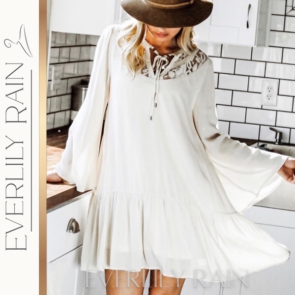 Everlily Rain - Picture 4 of 12